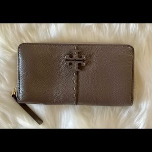 ***NEW*** Tory Burch McGraw Zip Continental Wallet